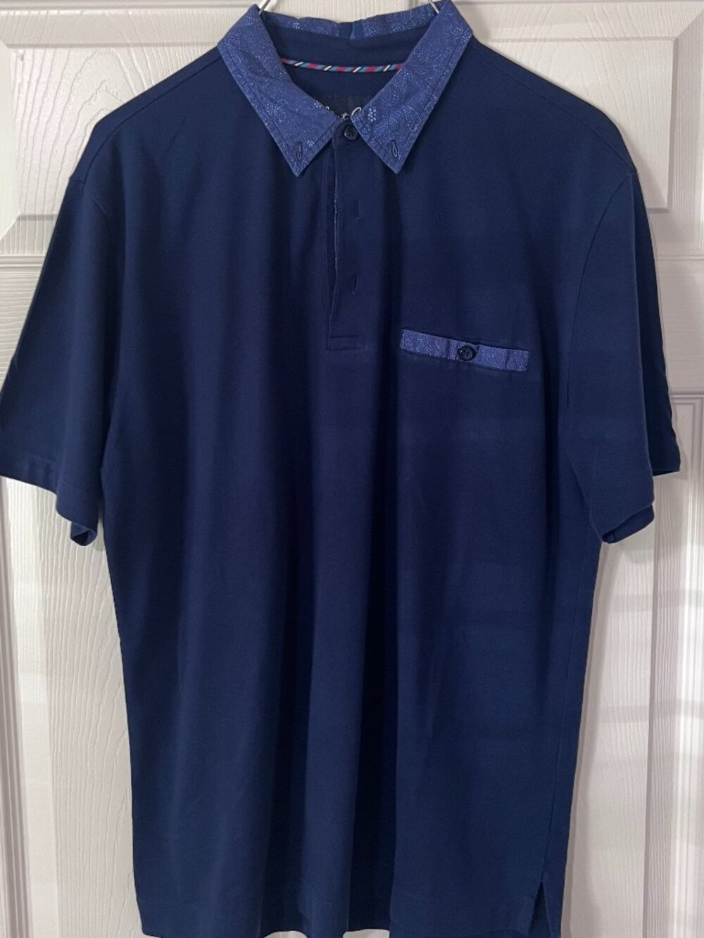 Classic Robert Graham Fit and Quality